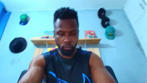 Snapshot of malcompierce chatting on 10-28-25, 12:03 Malcom online show from 10-28-25, 12:03