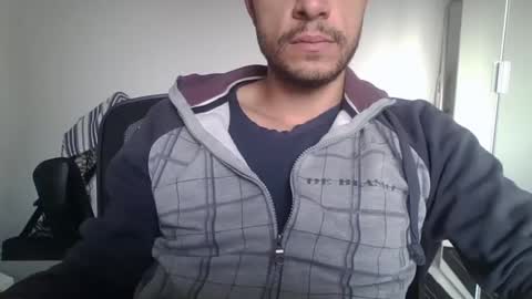 Snapshot of maleboyz chatting on 03-08-25, 06:43 Boybi online show from 03-08-25, 06:43