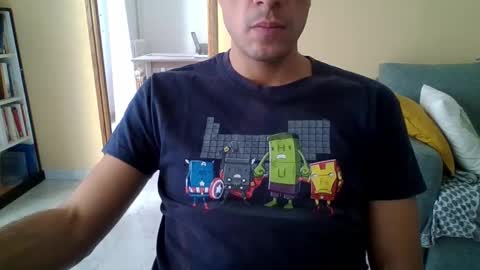 Snapshot of maleboyz chatting on 11-10-25, 11:53 Boybi online show from 11-10-25, 11:53