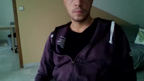 Snapshot of maleboyz chatting on 11-15-25, 07:27 Boybi online show from 11-15-25, 07:27