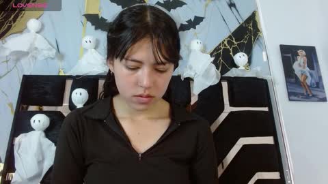 malejacs01 online show from 10-17-25, 11:46