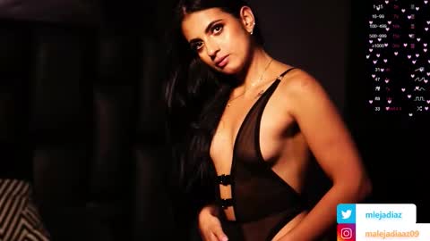 Snapshot of malejadiaz_ chatting on 11-20-25, 08:19 Maleja Diaz online show from 11-20-25, 08:19