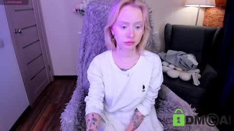 Snapshot of malenaernman chatting on 01-20-25, 01:21 Malena online show from 01-20-25, 01:21