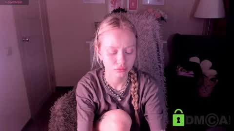 Snapshot of malenaernman chatting on 02-10-26, 10:41 Malena online show from 02-10-26, 10:41