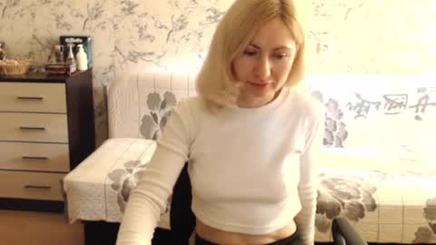 Malena online show from 09-30-25, 06:40