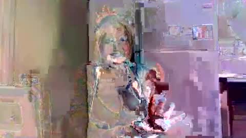 Snapshot of malinda702 chatting on 04-22-26, 08:28 malinda702 online show from 04-22-26, 08:28
