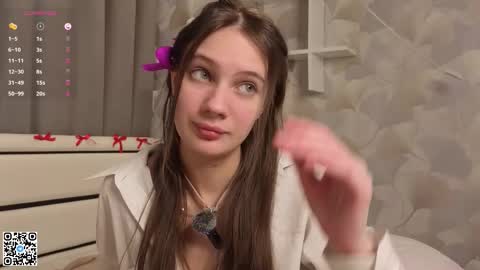 Evelyn online show from 03-02-26, 05:08