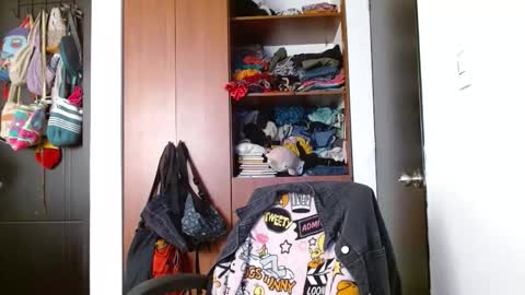 Malita online show from 10-27-25, 08:24