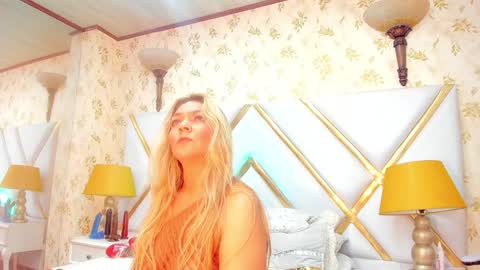 Snapshot of malorysweet chatting on 12-19-24, 03:30 MalorySweet online show from 12-19-24, 03:30