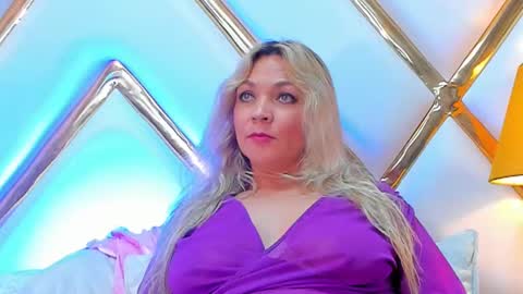 Snapshot of malorysweet chatting on 02-22-25, 03:03 MalorySweet online show from 02-22-25, 03:03