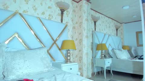 Snapshot of malorysweet chatting on 09-24-25, 11:46 MalorySweet online show from 09-24-25, 11:46