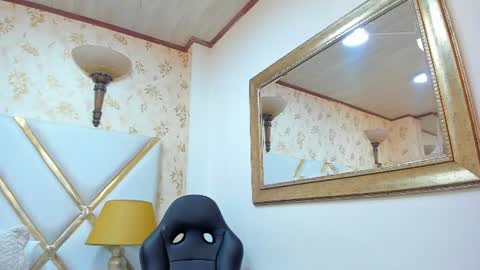 Snapshot of malorysweet chatting on 06-25-26, 11:37 MalorySweet online show from 06-25-26, 11:37