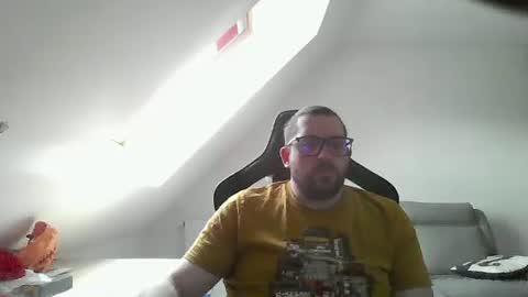 breton online show from 12-23-24, 11:57