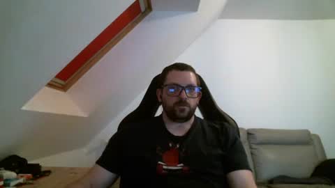 breton online show from 04-12-26, 08:58