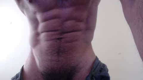 Snapshot of maluma4you chatting on 07-18-26, 02:43 maluma4you online show from 07-18-26, 02:43