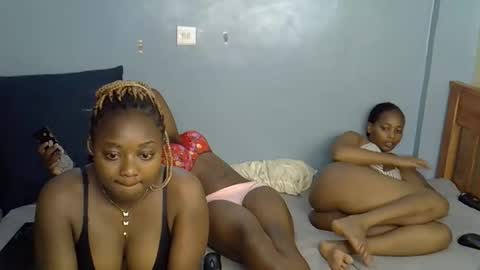 mama_pussie online show from 10-26-25, 01:17