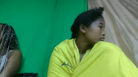 mamieriela online show from 02-15-26, 12:51