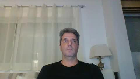 Snapshot of man211172 chatting on 11-08-25, 07:01 man211172 online show from 11-08-25, 07:01