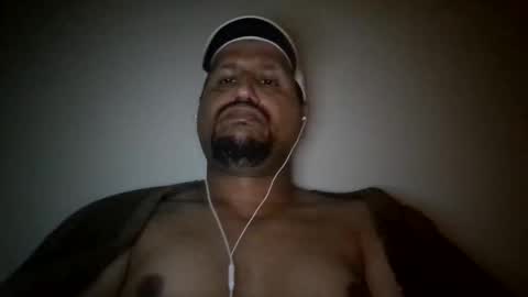 Man new online show from 02-18-25, 05:09
