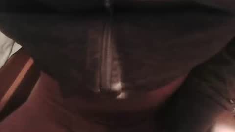 Snapshot of manco_travaglio chatting on 01-13-25, 09:42 Beeblebrox online show from 01-13-25, 09:42