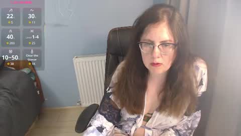 Snapshot of mandarinka28 chatting on 07-13-26, 06:49 mandarinka28 online show from 07-13-26, 06:49