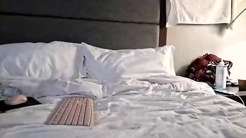 Mandi Bliss online show from 01-14-26, 09:59