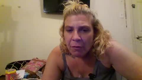 Snapshot of mandilube39 chatting on 05-03-26, 09:37 mindy22 online show from 05-03-26, 09:37