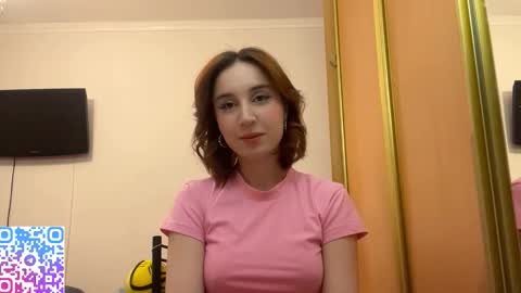 Mia online show from 12-15-25, 02:10