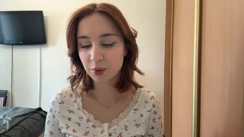 Mia online show from 01-15-26, 08:08