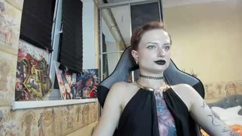 Snapshot of mandyshine chatting on 07-14-26, 06:46 Mandy online show from 07-14-26, 06:46