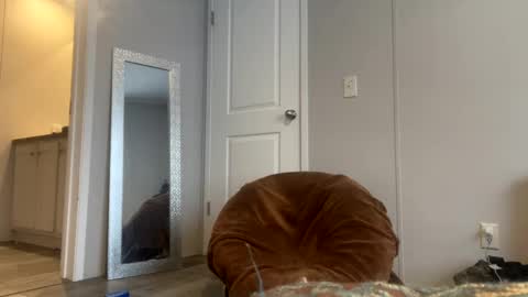 Snapshot of mani4sexy chatting on 01-19-25, 09:13 Mani4sexy online show from 01-19-25, 09:13