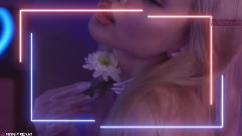 Amelie online show from 02-16-25, 06:32