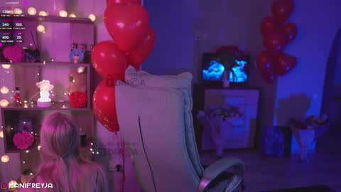 Amelie online show from 02-16-25, 09:38