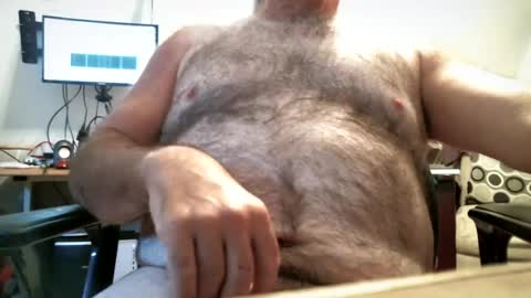 manleg439 online show from 07-22-26, 04:32
