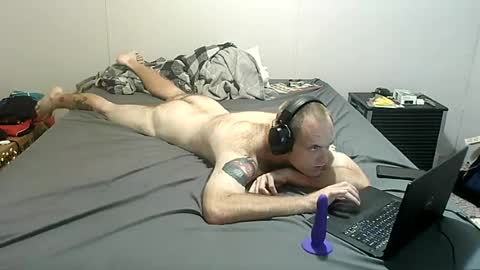 Snapshot of manlyman94 chatting on 08-07-26, 01:29 manlyman94 online show from 08-07-26, 01:29