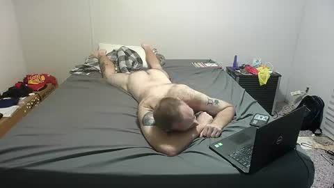 Snapshot of manlyman94 chatting on 08-08-26, 01:30 manlyman94 online show from 08-08-26, 01:30