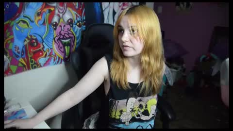 Snapshot of manner56 chatting on 10-19-25, 03:29 Manner Banana-er online show from 10-19-25, 03:29