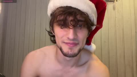 Snapshot of manolein chatting on 12-25-24, 12:27 manolein online show from 12-25-24, 12:27