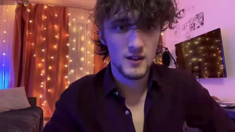 Snapshot of manolein chatting on 12-29-24, 09:20 manolein online show from 12-29-24, 09:20