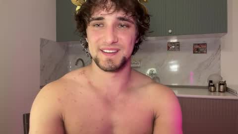 Snapshot of manolein chatting on 09-17-25, 12:01 manolein online show from 09-17-25, 12:01