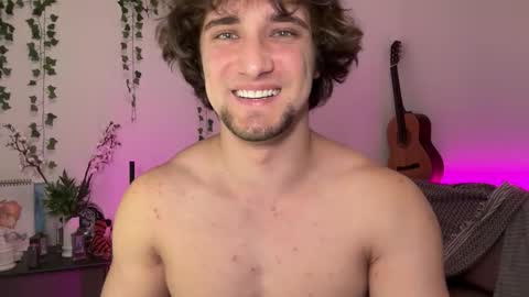 Snapshot of manolein chatting on 10-11-25, 12:10 manolein online show from 10-11-25, 12:10