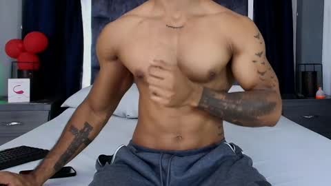 Snapshot of manolo_hot1 chatting on 02-06-25, 02:58 Manolo Hot 1 online show from 02-06-25, 02:58