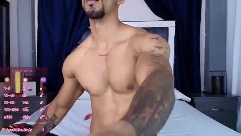 Snapshot of manolo_hot1 chatting on 02-12-25, 02:43 Manolo Hot 1 online show from 02-12-25, 02:43