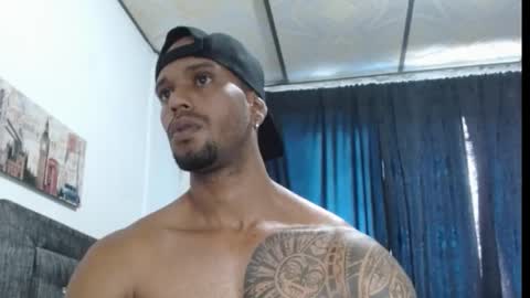 Manolo online show from 02-24-25, 03:31