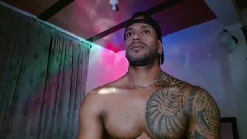 Manolo online show from 10-17-25, 01:46