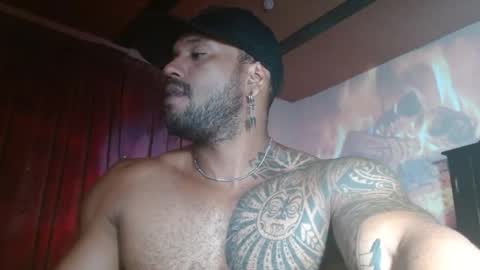 Snapshot of manolofitt chatting on 05-22-26, 12:51 Manolo online show from 05-22-26, 12:51