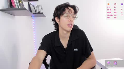 Snapshot of manu_vera8 chatting on 01-07-25, 07:28 Manuel online show from 01-07-25, 07:28