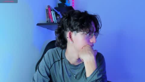 Snapshot of manu_vera8 chatting on 01-23-25, 07:40 Manuel online show from 01-23-25, 07:40