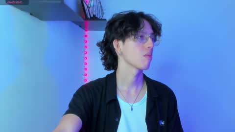 Snapshot of manu_vera8 chatting on 02-11-25, 07:48 Manuel online show from 02-11-25, 07:48