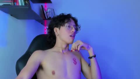 Snapshot of manu_vera8 chatting on 02-12-25, 10:48 Manuel online show from 02-12-25, 10:48